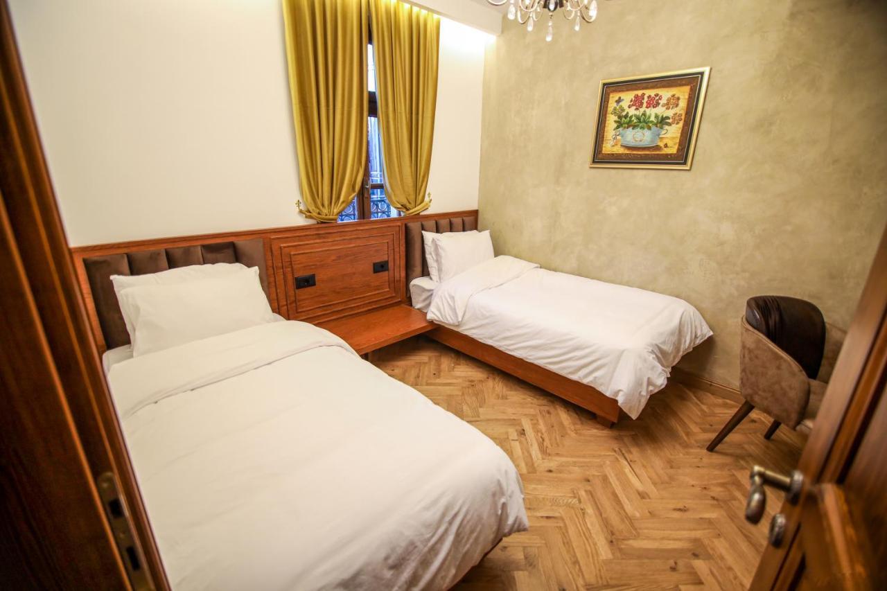 Vila Sonnet Korce Exterior photo