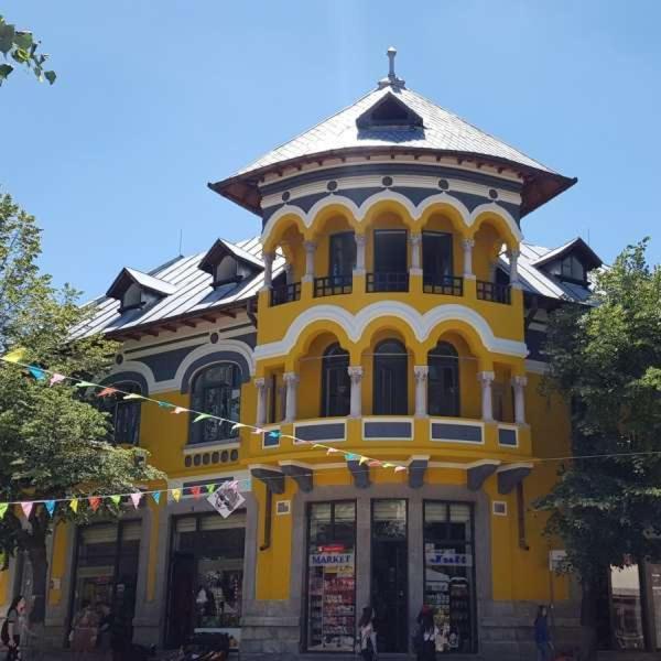 Vila Sonnet Korce Exterior photo